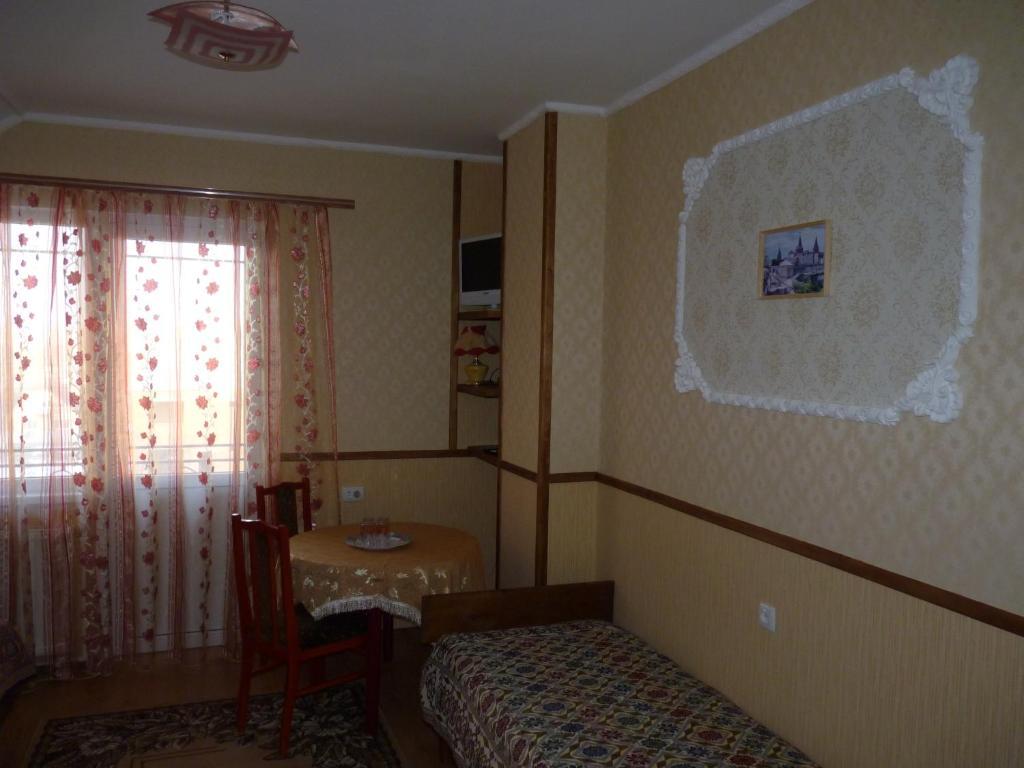 Villa Ruben Kamjanets-Podilskyj Rum bild